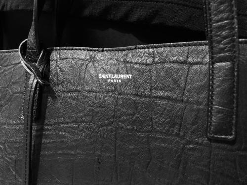 Saint Laurent Parisのサンローランパリ