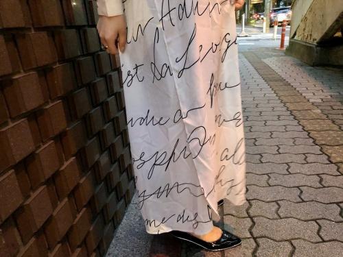 ヴェルメイユ パー イエナの線画きプリントバンドカラーシャツ