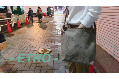ヴィンテージアイテムのETRO