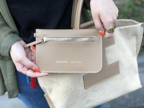 イアクッチのキャンバストートバッグ