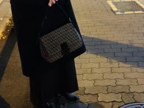 フェンディのマンマバケット