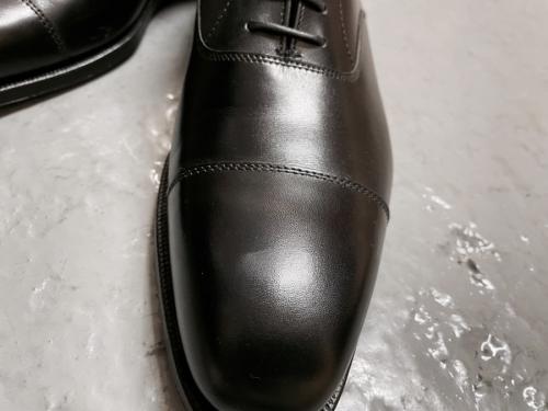 キャップトゥ―シューズのメンズ