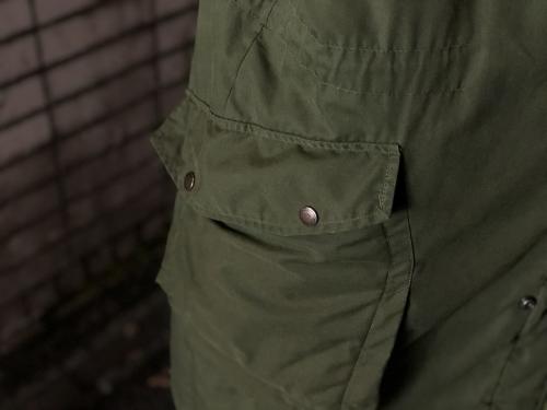 スウェディッシュアーミーのM-90コールドウェザーパーカー