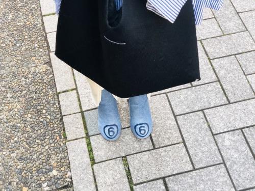 WASHED DENIM BLOCK HEELED ANKLE BOOTSのレディース