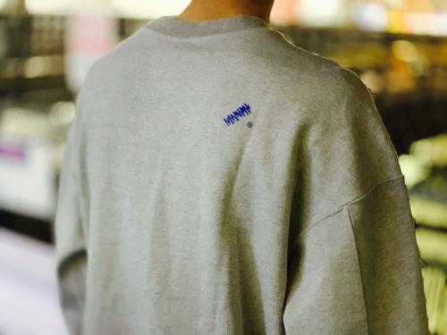 アーダーエラーの19AWクルーネックスウェット