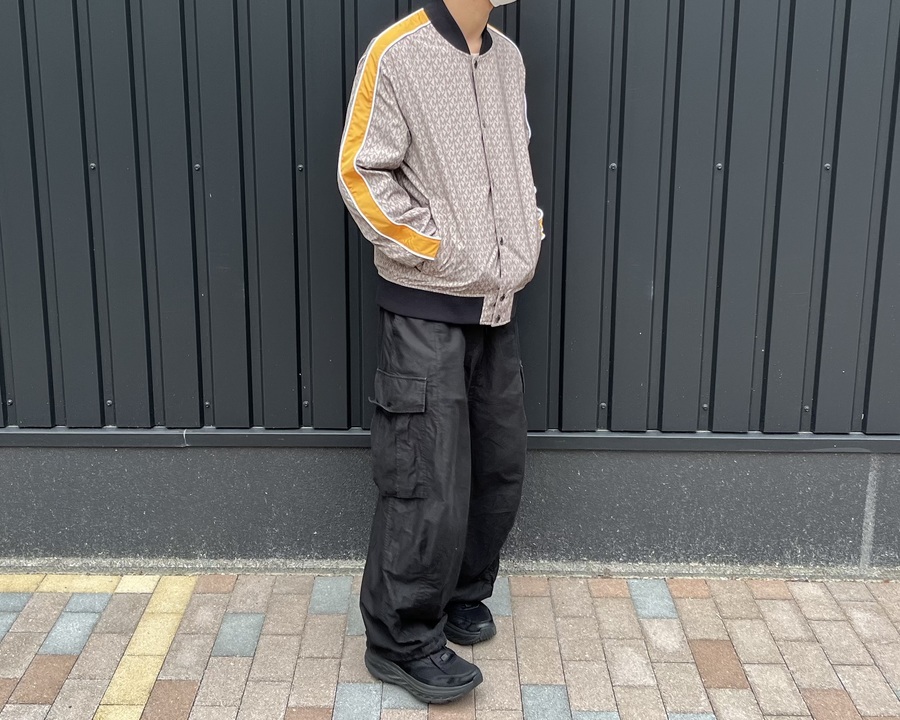 極美品】マイケルコース トラックジャケット 総柄 - メルカリ