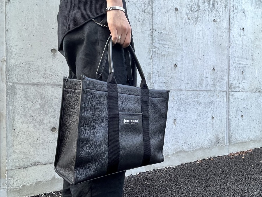 安いそれに目立つ ミート様専用 BALENCIAGA ハードウェアトートバッグ スモールサイズ