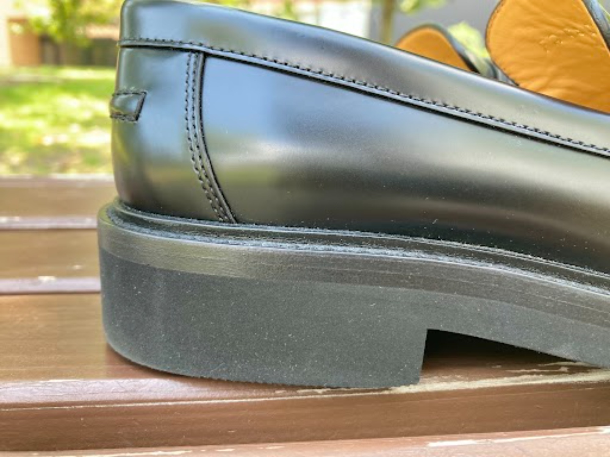 Christian Dior】より、プラットフォームローファーを買取入荷