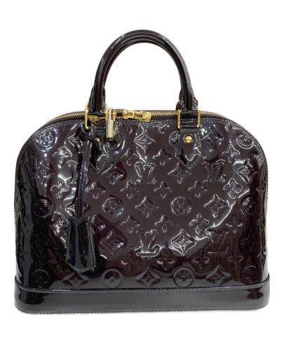 「ラグジュアリーブランドのLOUIS VUITTON 」