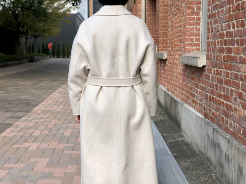 ニジュウサンクのMANTECOリバー ロング コート