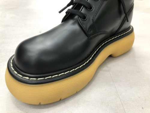 The Bounceのレザーシューズ