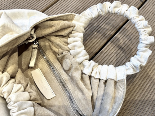 バッグのキャンバス