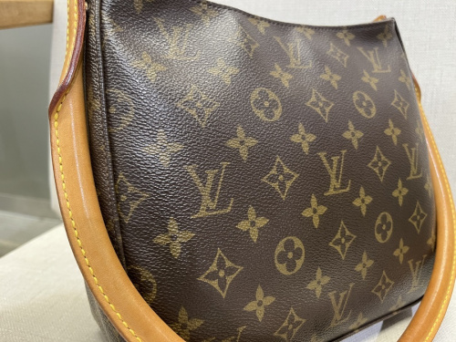LOUIS VUITTON 　のルイ ヴィトン　