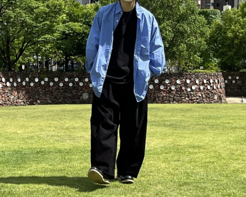 グラフペーパーのBroad L/S Oversized Regular Collar Shirt