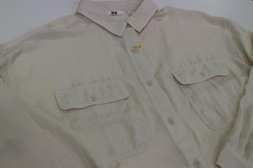 UNIQLOのブラウス