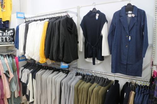 入間の古着 安い