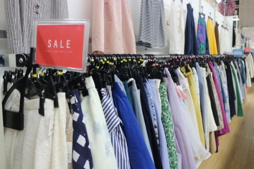 まとめ買いの古着