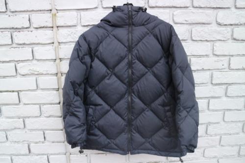 古着のダウンジャケット