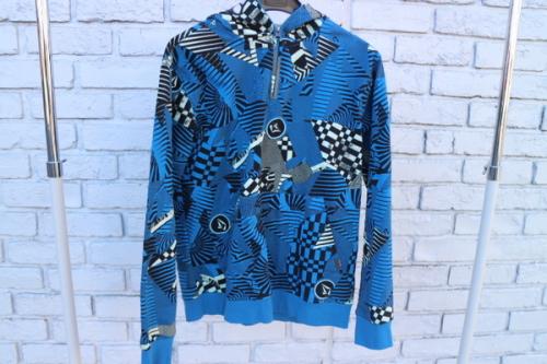 セールのパーカー