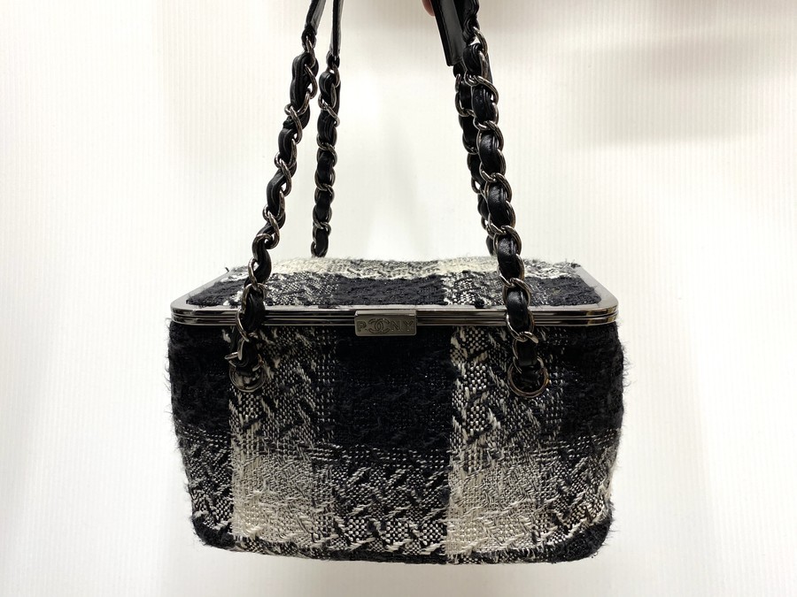 【CHANEL】25C 直営店仕入◎シャネル ツイードバニティバッグ CHANEL/シャネル】よりツイードチェーンバニティバッグが入荷