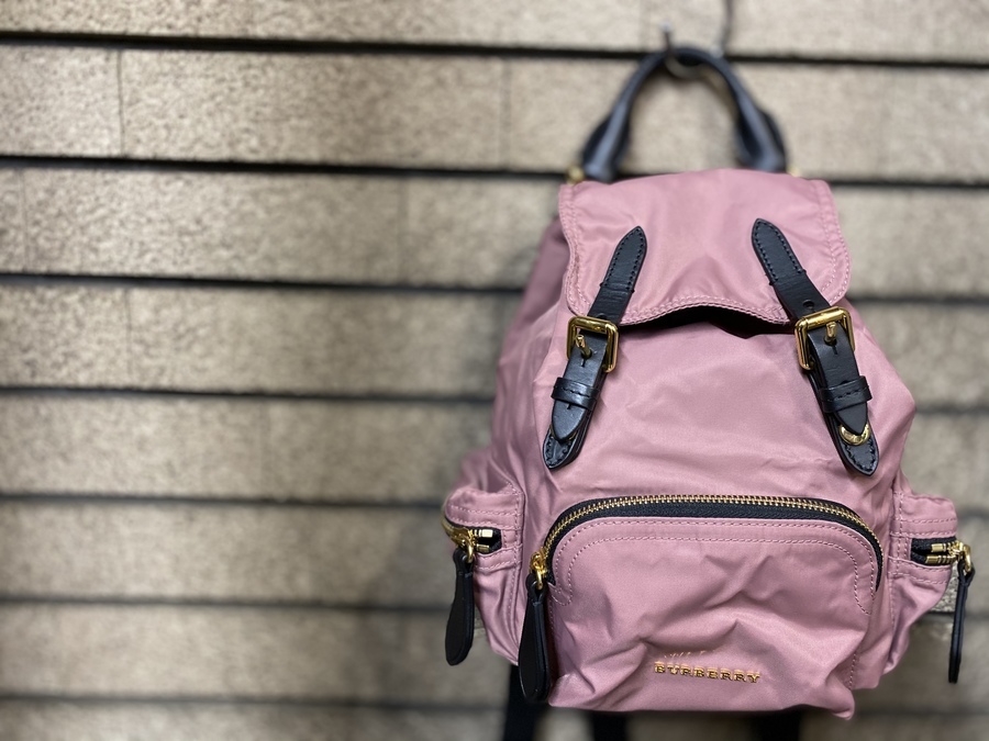 BURBERRY/バーバリー】よりSmall Crossbody Pink Ruckが入荷致し