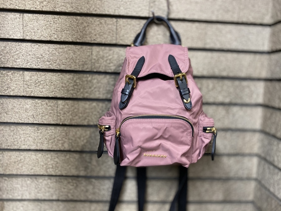 新品タグ付き★バーバリー★Burberry★M★ピンク★あざやか★ BURBERRY - バーバリー BURBERRY 財布 三つ折り TB