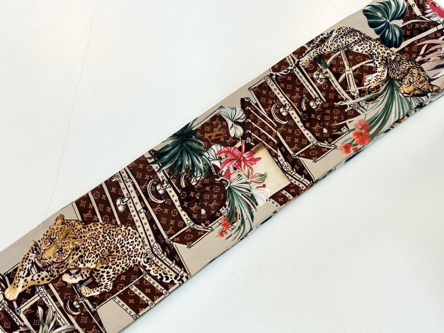 LOUIS VUITTON /ルイ ヴィトン】よりバンドースカーフを買取入荷致し