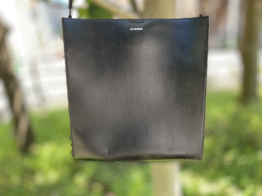 買取強化ブランド【JIL SANDER/ジルサンダー】よりタングルミディアム 