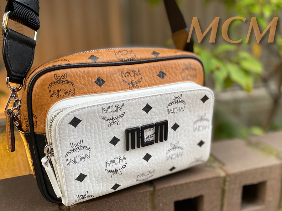 美品 ✨希少 ✨MCM エムシーエム メッセンジャーバッグ クロスボディ