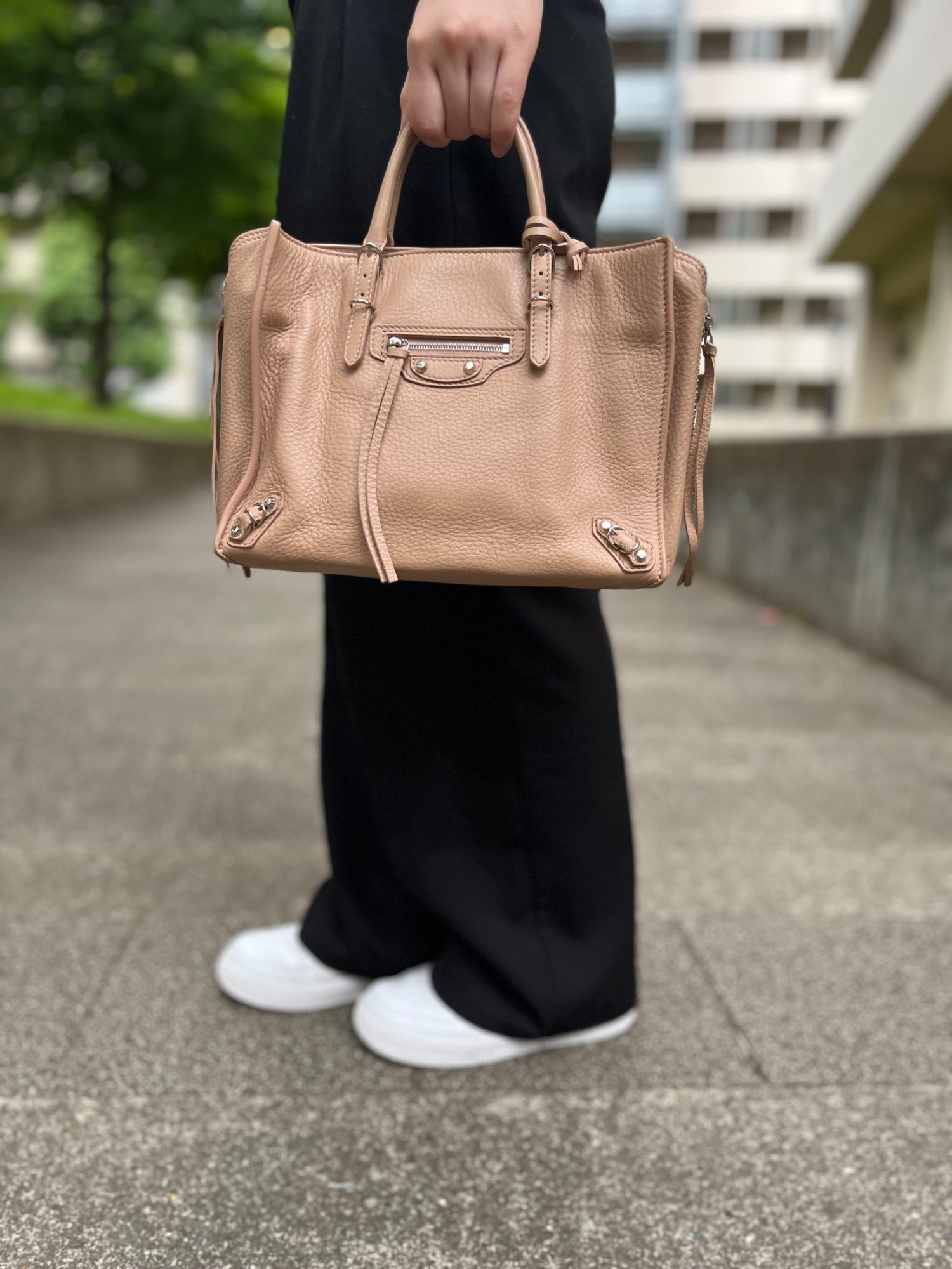 balenciaga バザール　ミニ　2way Balenciaga/バレンシアガ】よりペーパーミニ2wayバッグが買取