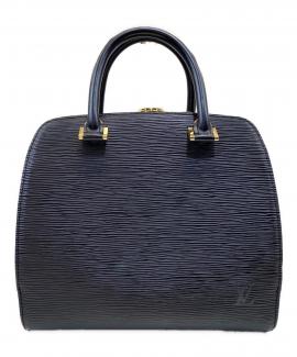 「ラグジュアリーブランドのLOUIS VUITTON 買取入荷 」