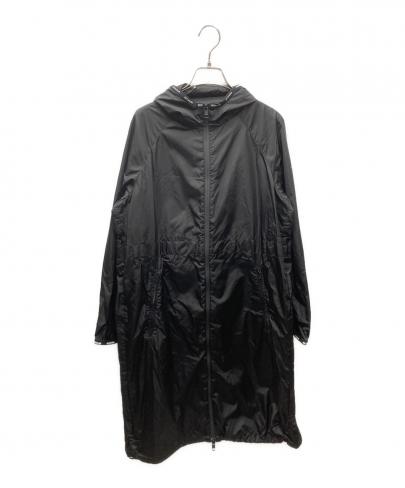 「ラグジュアリーブランドのMONCLER 」