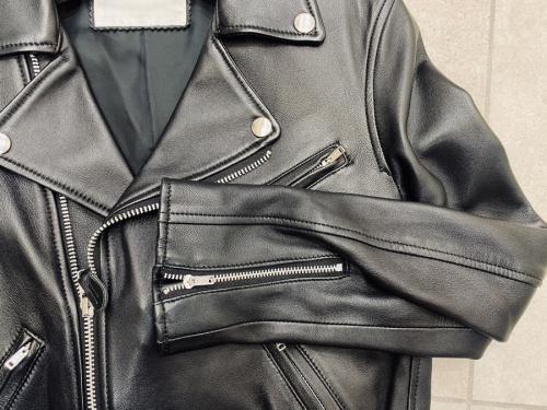 TOGA PULLAのトーガ プルラ