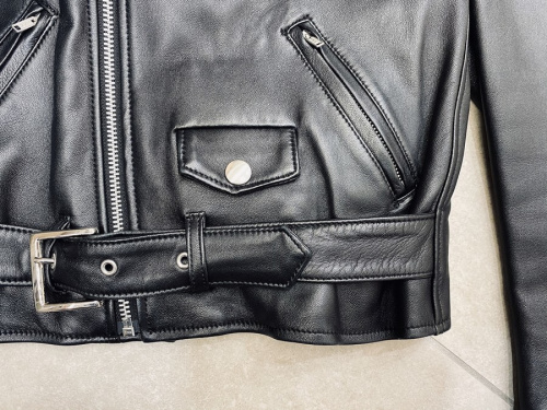 ライダースジャケットのレディース