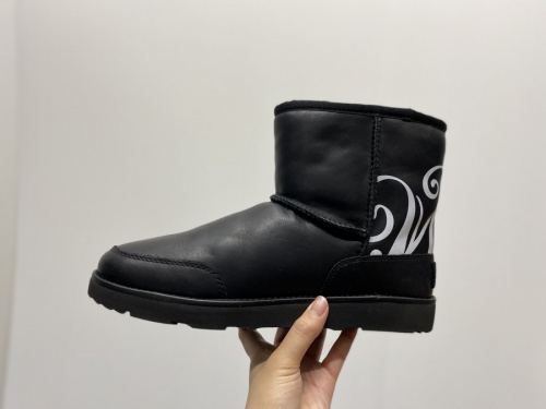 スムースレザームートンブーツのメンズ