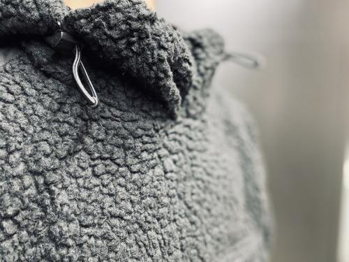 ナパピリ × マーティンローズのボアプルオーバー