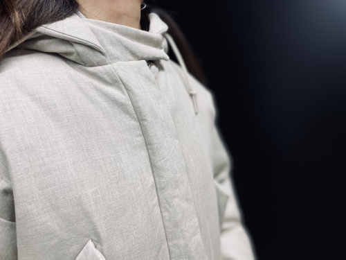 ダウンコートのレディース