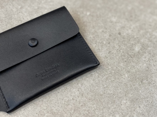 トリフォールドレザーウォレットのメンズ