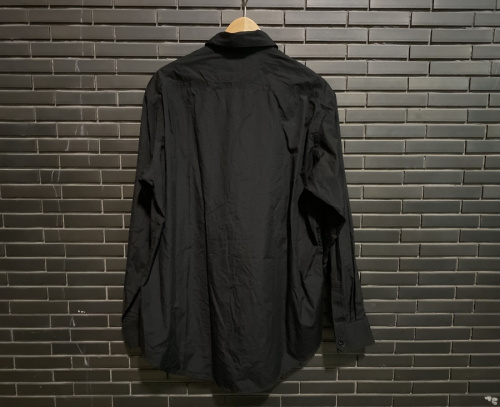 カラーデザインシャツのメンズ