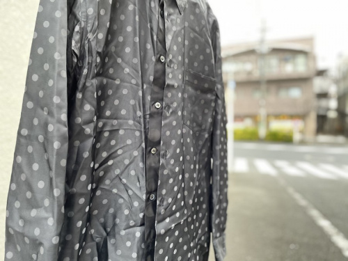 ドットアシンメトリーシャツのPD-B024