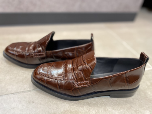 スリーワン フィリップ リムのローファー