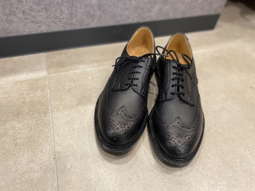 ウィングチップシューズのメンズ