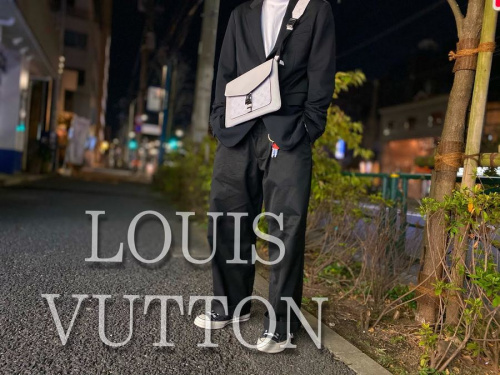 ラグジュアリーブランドのLOUIS VUITTON 　