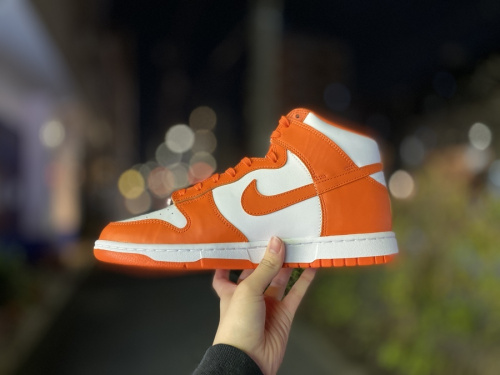 DUNK HIGH ORANGE BLAZEのメンズ
