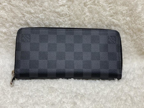 //のルイ ヴィトン　