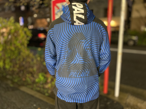 パレスのSWIRL HOOD JACKET