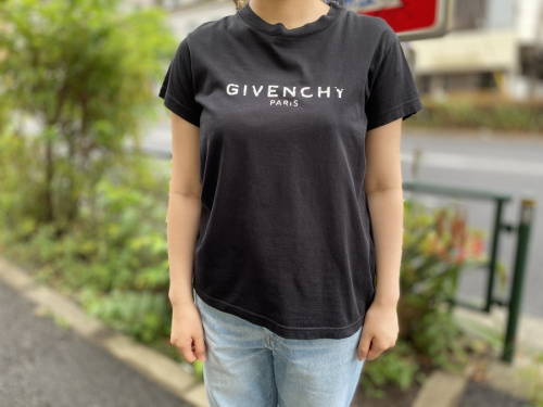 GIVENCHYのジバンシー