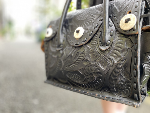 カービングバッグのレディース