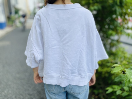 メゾンマルジェラのショート丈スウェット