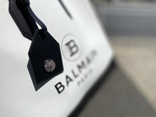 2WAY ロゴトートバッグのユニセックス